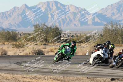 media/Dec-07-2025-CVMA (Sun) [[3e7d2de5dc]]/Race 18-Formula Twins-Formula 40 UL/